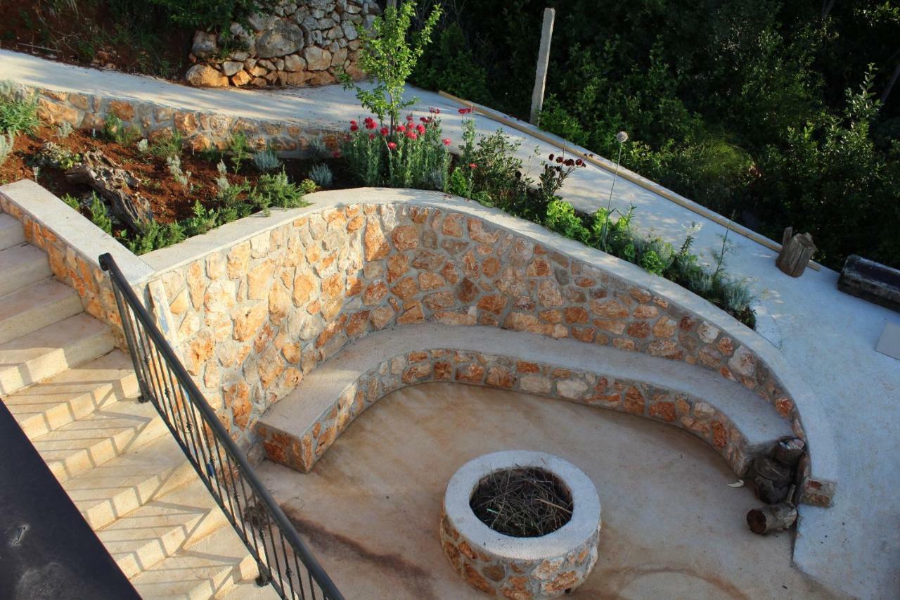 Mary'S Garden Villa Tulisevica Eksteriør bilde